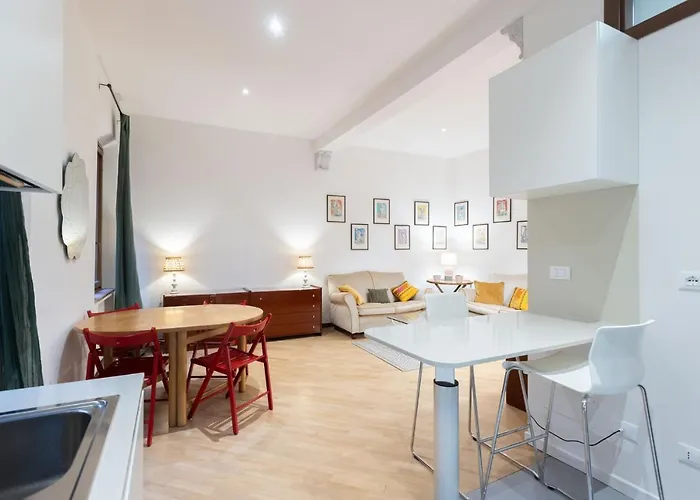 By Short Holidays 3 * Bologne