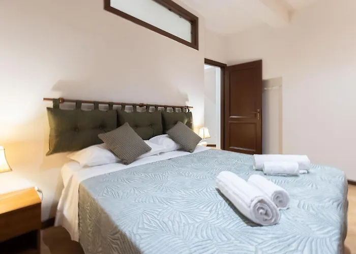 By Short Holidays 3 * Bologne