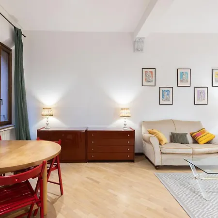 Battibecco, By Short Holidays