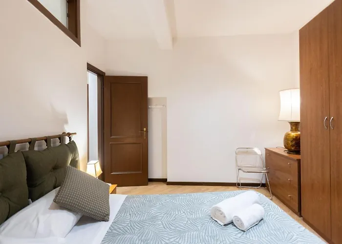 By Short Holidays 3 بولونيا