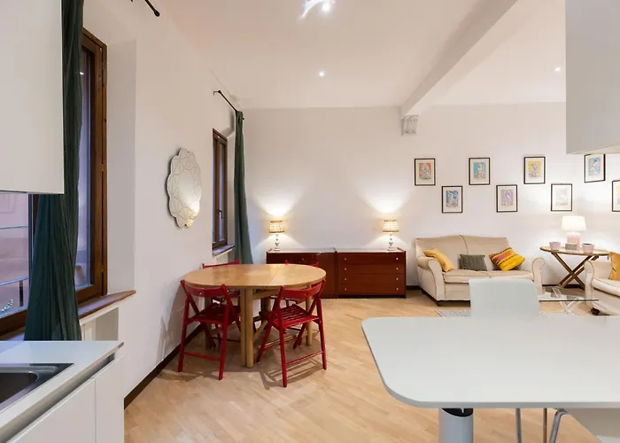 By Short Holidays 3 بولونيا