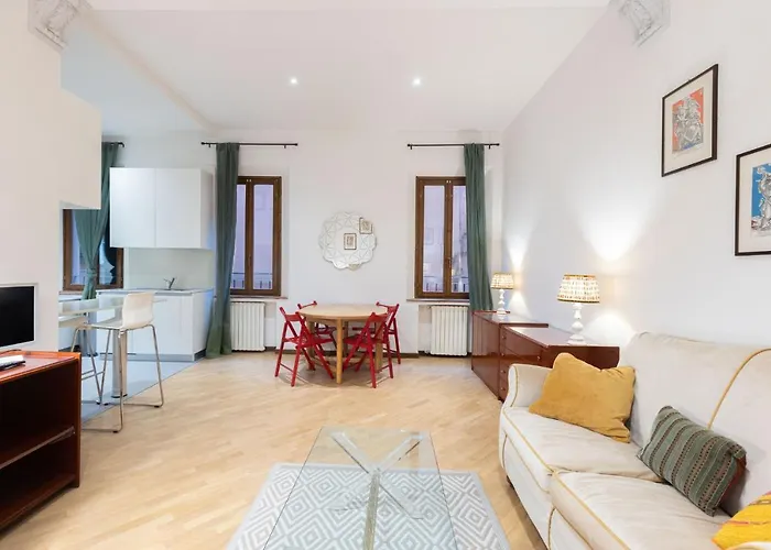 By Short Holidays 3 Apartment