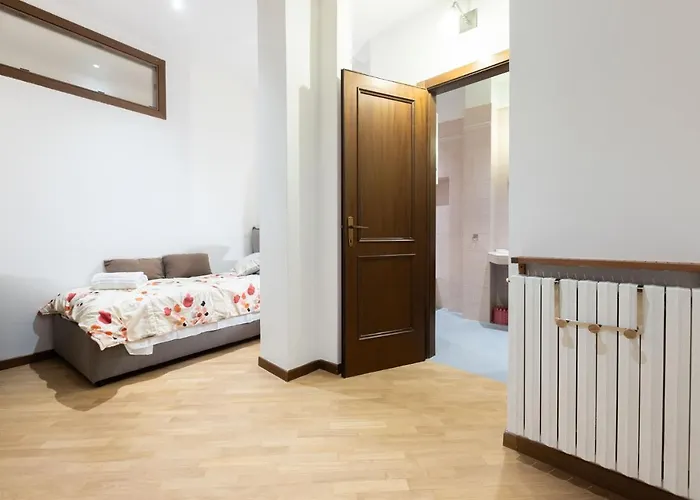 By Short Holidays 3 Apartment Bologna